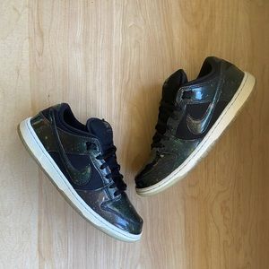 Nike SB Dunk Low “420 Intergalactic” size 10.5